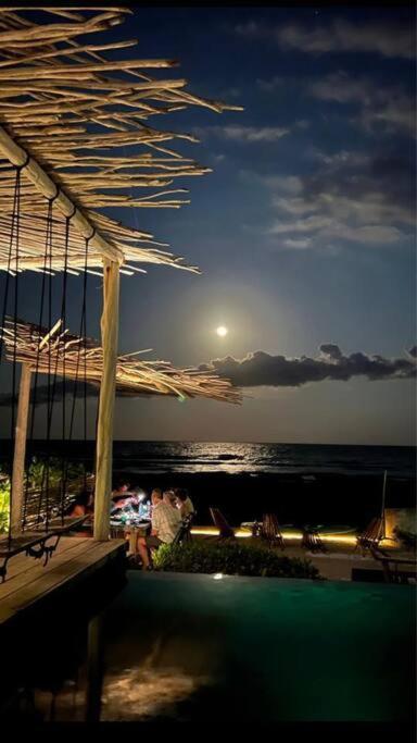 Tulum Beachfront Villa I'Ik By Casa Xuul Тулум Екстериор снимка