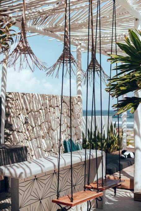 Tulum Beachfront Villa I'Ik By Casa Xuul Тулум Екстериор снимка