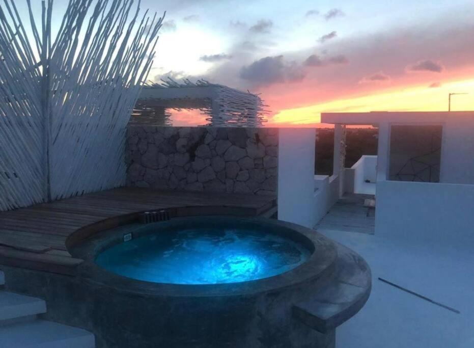 Tulum Beachfront Villa I'Ik By Casa Xuul Тулум Екстериор снимка